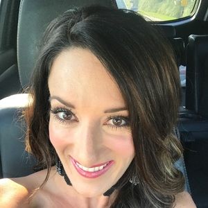 Meet your Posher, Mindy